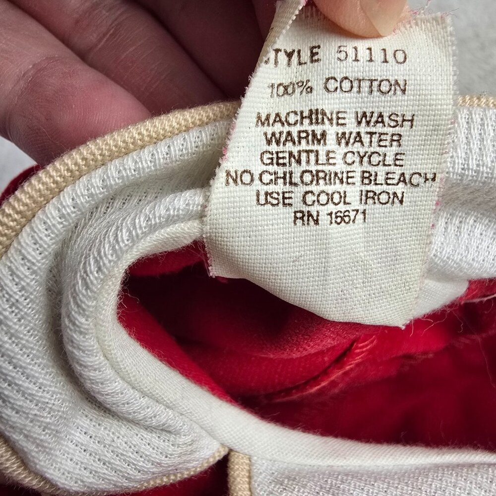 Vintage Fawn Togs Baby Romper 6M Red Velour Teddy Toy Cars USA 70s 80s One Piece - Picture 8 of 8